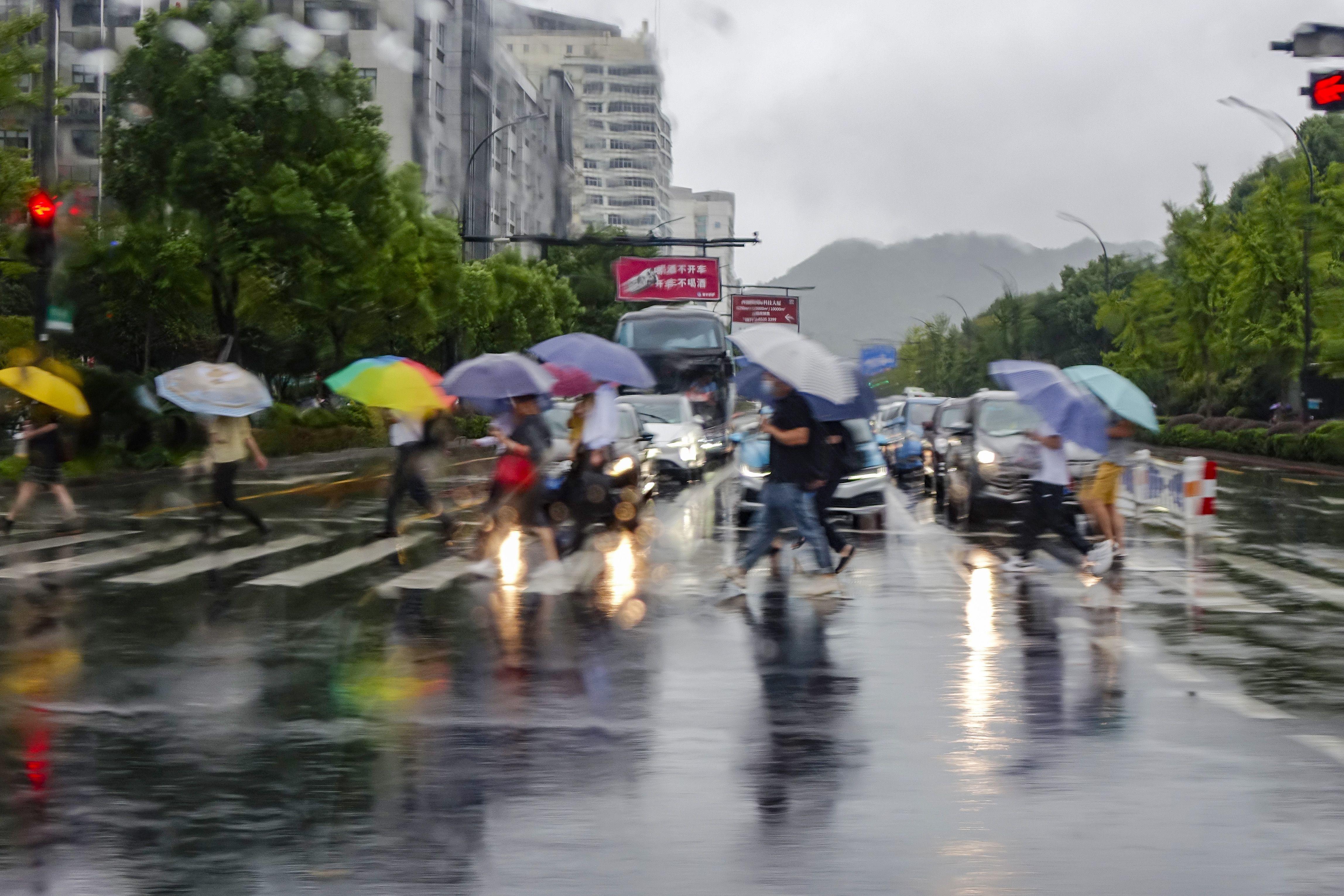 东方航空关于台风影响下的最新通知